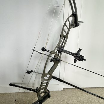 Orange County Archery - Hoyt Stratos set up by Meghan! - Archery Near Me - Mission Viejo, California Orange County Archery - Hoyt Stratos set up by Meghan! - Archery Near Me - Mission Viejo, California
