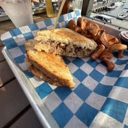 steak/grilled cheese
