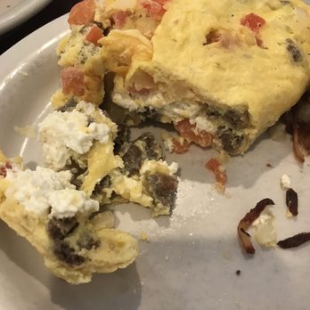 Sunrise Cafe - Gyro Omelette - Cafes Near Me - Farmington Hills, Michigan
