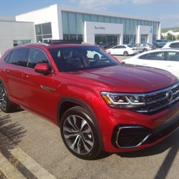 Wife's New Atlas Cross Sport RLine