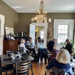 Crane & Pelican Cafe - Inside