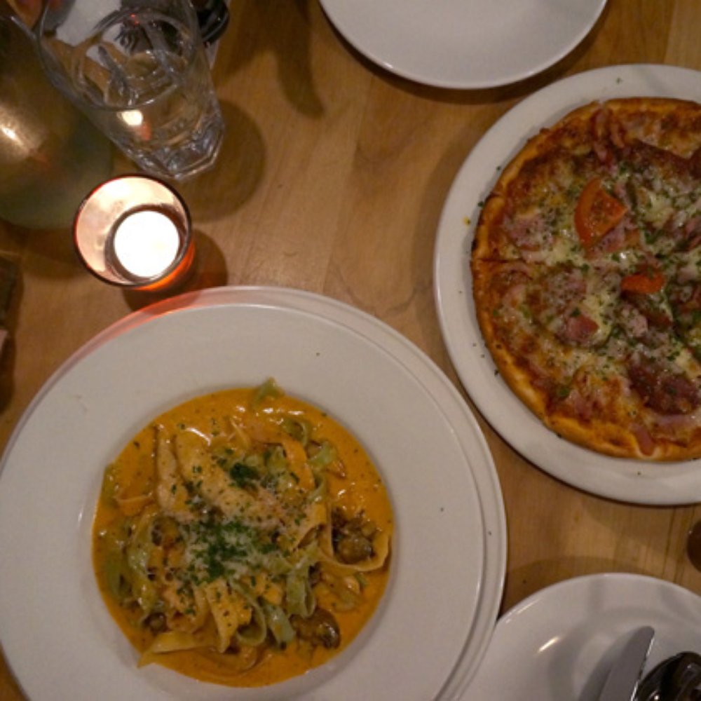 Blitza Pizza - Mexican pizza and Chicken fettuccini - Pizza Near Me - Auckland, AUK Blitza Pizza - Mexican pizza and Chicken fettuccini - Pizza Near Me - Auckland, AUK