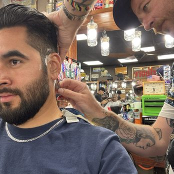 Hermanos Barber Shop - Nate doing an amazing job cleaning me up with the razor ! - Barbers Near Me - Cypress, California Hermanos Barber Shop - Nate doing an amazing job cleaning me up with the razor ! - Barbers Near Me - Cypress, California