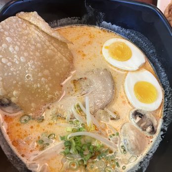 Shin Restaurant - Tom Kha Ramen - Thai Near Me - Long Beach, California