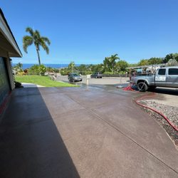 Holoi Solutions Cleaning - Will look like a brand new driveway once it dries.