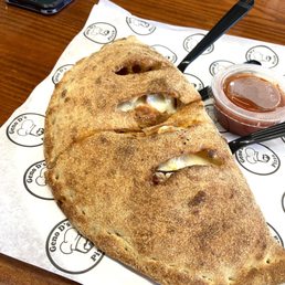 Pepperoni calzone