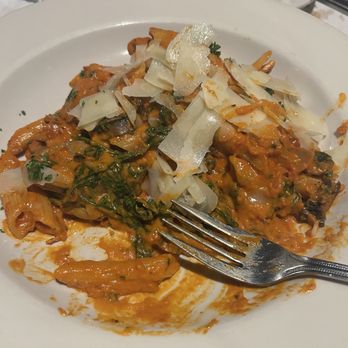 Sarafina's Italian Kitchen - Sara's favorite - Italian Near Me - Arnold, California