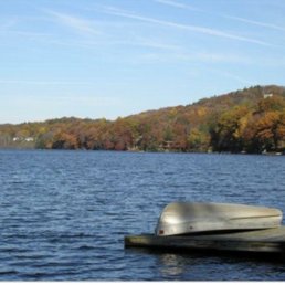 Lake Quonnipaug a 99 acre lake located in North Guilford,CT. Lake Quonnipaug a 99 acre lake located in North Guilford,CT.
