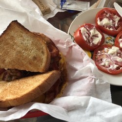 Todd and Shelly's Farm Fresh Cafe & Pub