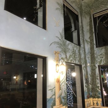Habana Cafe - Dining room - Cuban Near Me - Gulfport, Florida Habana Cafe - Dining room - Cuban Near Me - Gulfport, Florida