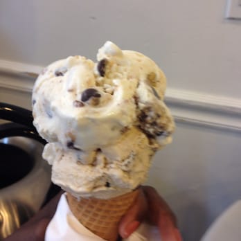 Annapolis Ice Cream - Two flavor cone: Cookie dough and coffee Oreo .... Yummy!!! - Ice Cream & Frozen Yogurt Near Me - Annapolis, Maryland