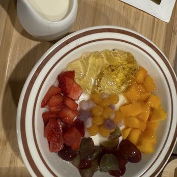 Daxi - Mixed fruit Mochi - Desserts Near Me - Scarborough, Ontario