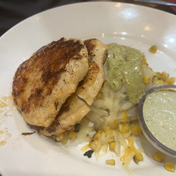 Bahama Breeze - Chicken Grilled Chicken with Cilantro - Crema - Bars Near Me - Miami, Florida