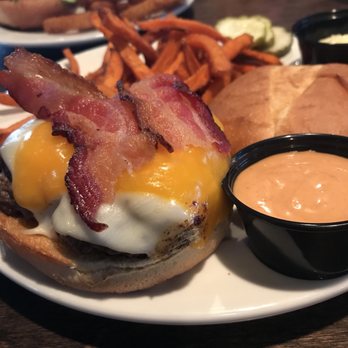 Arthur's - Anderson - Pubs Near Me - Cincinnati, Ohio