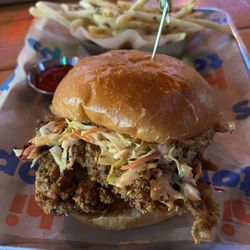 Hi Tops - Los Feliz - Fried chicken sandwich with spicy rooster slaw and shoestring fries