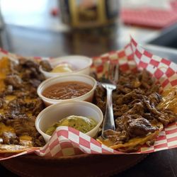 Chip's Old Fashioned Hamburgers - Grande Nachos