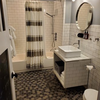 Antrim Streamside - Hotels Near Me - Livingston Manor, New York