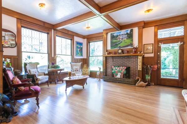 Herlong Mansion by null