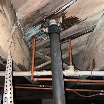 Georgia Home Inspection Services - Plumbing leak in crawlspace - Home Inspectors Near Me - Forsyth, Georgia Georgia Home Inspection Services - Plumbing leak in crawlspace - Home Inspectors Near Me - Forsyth, Georgia