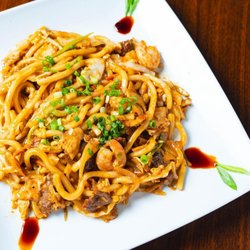 Hikari sushi and ramen