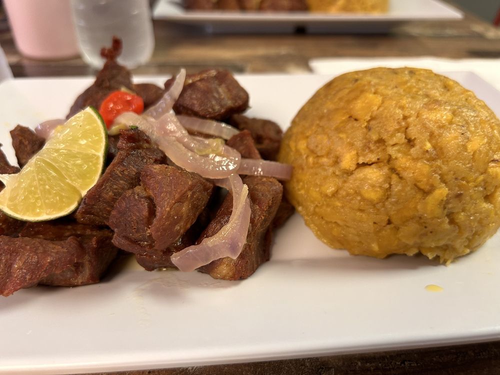 Creole Mofongo y Mas