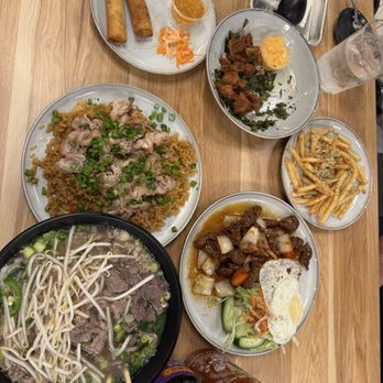 Anvi's Cafe - Fried rice w pork belly, pho dac biet, shaking beef - Vietnamese Near Me - Costa Mesa, California