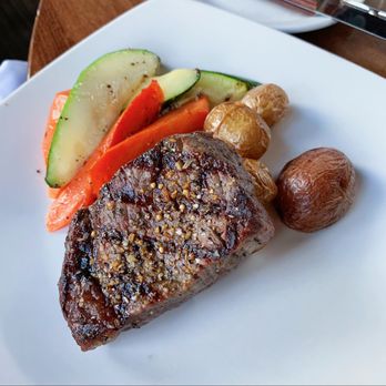 The Boathouse Restaurant - Seafood Near Me - Port Moody, British Columbia The Boathouse Restaurant - Seafood Near Me - Port Moody, British Columbia