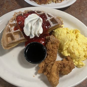 Huckleberry's - Gold Medal Chicken & Waffles W/ Strawberries & Whipped Cream - Breakfast & Brunch Near Me - Sacramento, California