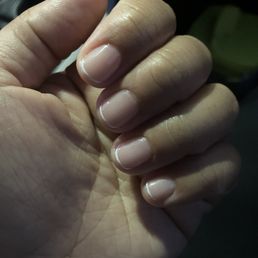 Mini French Nail on natural nail. Perfect execution.