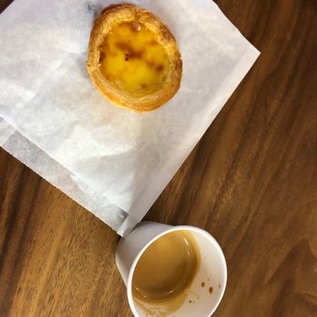 Le Reveil Coffee - Coffee & Tea Near Me - New York, New York