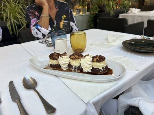Chez Philippe - Bar Grill by null