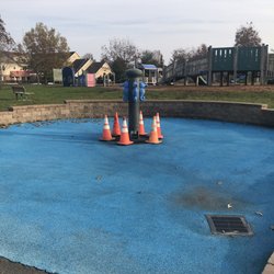 Warwick Community Park - Fountain with play area in back