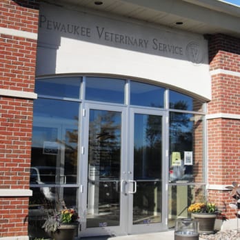 Pewaukee Veterinary Service - Veterinarians Near Me - Pewaukee, Wisconsin Pewaukee Veterinary Service - Veterinarians Near Me - Pewaukee, Wisconsin