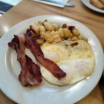 Griddlecakes - New American Near Me - Las Vegas, Nevada Griddlecakes - New American Near Me - Las Vegas, Nevada