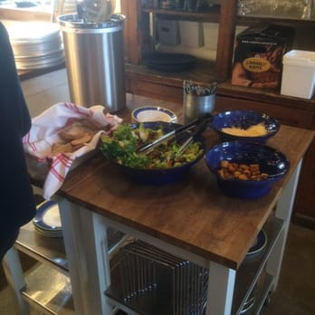 Delibruket Flatbread - Included with weekend brunch buffet: bread, salad, and soup - Pizza Near Me - Sundbyberg, Alberta Delibruket Flatbread - Included with weekend brunch buffet: bread, salad, and soup - Pizza Near Me - Sundbyberg, Alberta