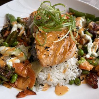 30hop - Salmon Zen Bowl - Beer Bar Near Me - Cedar Rapids, Iowa 30hop - Salmon Zen Bowl - Beer Bar Near Me - Cedar Rapids, Iowa