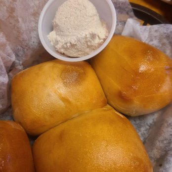Texas Roadhouse - YUMMY Honey Butter & Rolls. SUPER Fresh! - American Near Me - Midlothian, Virginia