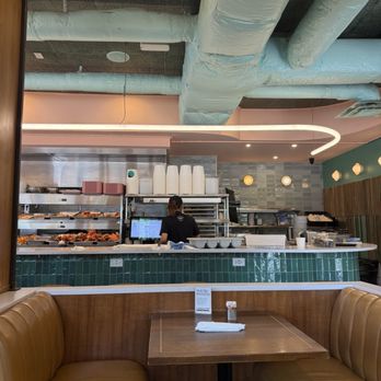 Honeymoon Chicken - Interior and counter - Chicken Shop Near Me - Washington, DC, District of Columbia