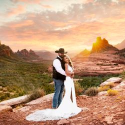 Lisa Garrett Photography - Merry go round rock, Sedona Arizona