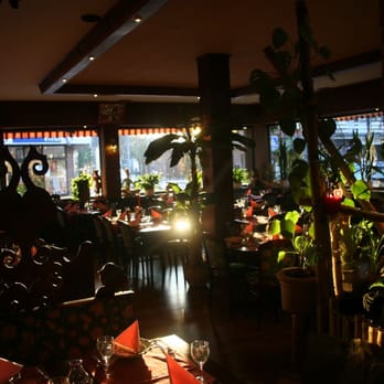 Chang Puak - Chinese Near Me - Hilden, NW