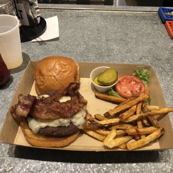 Twisted Root Burger - Burgers Near Me - Dallas, Texas