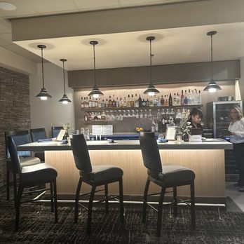 Ms Jane's - Bar area - Wine Bars Near Me - Fife, Washington Ms Jane's - Bar area - Wine Bars Near Me - Fife, Washington