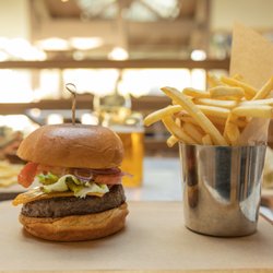 Sparrow Cafe - CHEESEBURGER