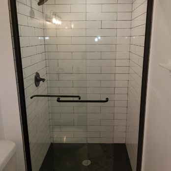 Apartment Glass Products - After New Shower Glass Installed - Windows Installation Near Me - Buda, Texas Apartment Glass Products - After New Shower Glass Installed - Windows Installation Near Me - Buda, Texas