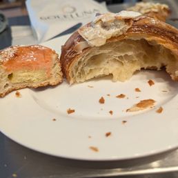Guava Croissant