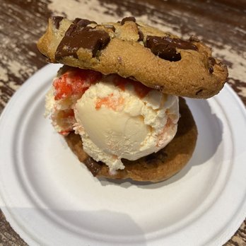 Insomnia Cookies - Cookiewich - Ice Cream & Frozen Yogurt Near Me - Santa Barbara, California