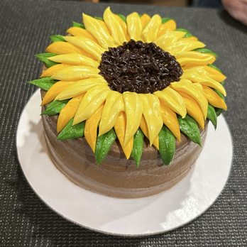 Delicious - 6 inch chocolate cake with buttercream - Bakeries Near Me - Greensboro, North Carolina