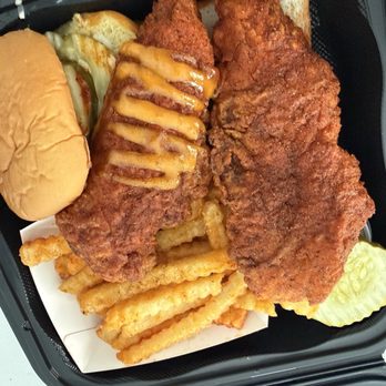Dave's Hot Chicken - Chicken Shop Near Me - Las Vegas, Nevada Dave's Hot Chicken - Chicken Shop Near Me - Las Vegas, Nevada