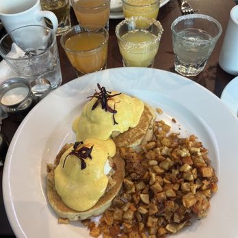 Mimosas - Kokomo mimosa flight with the crab cake Benedict. - American Near Me - Denver, Colorado Mimosas - Kokomo mimosa flight with the crab cake Benedict. - American Near Me - Denver, Colorado