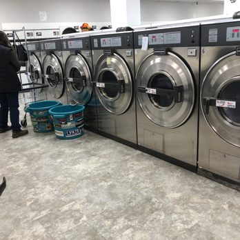 The Laundry Room - 6 extra large washing machines - Laundromat Near Me - Middleboro, Massachusetts